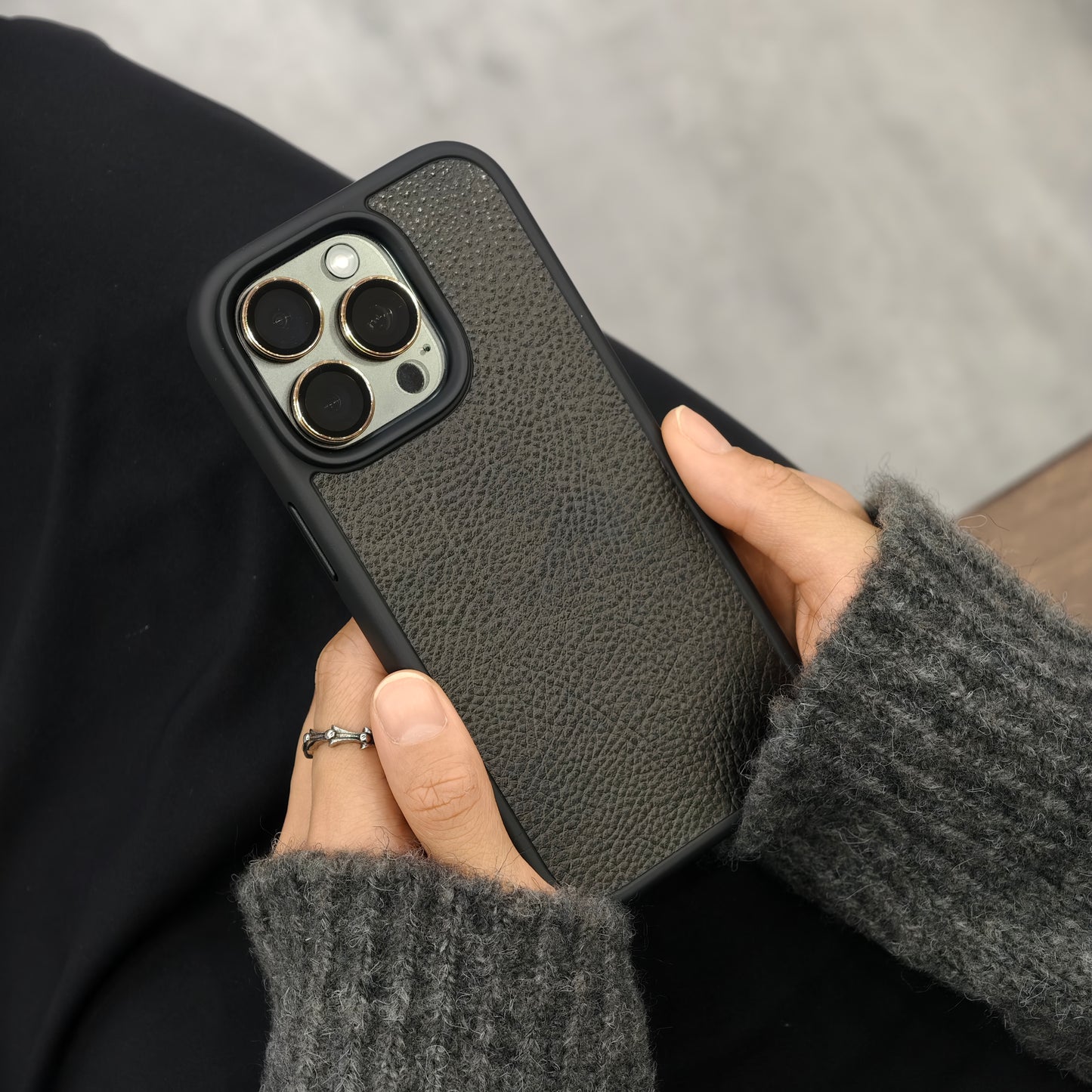 Airfilm品牌 - Black Leather黑皮革 磁吸手機殻