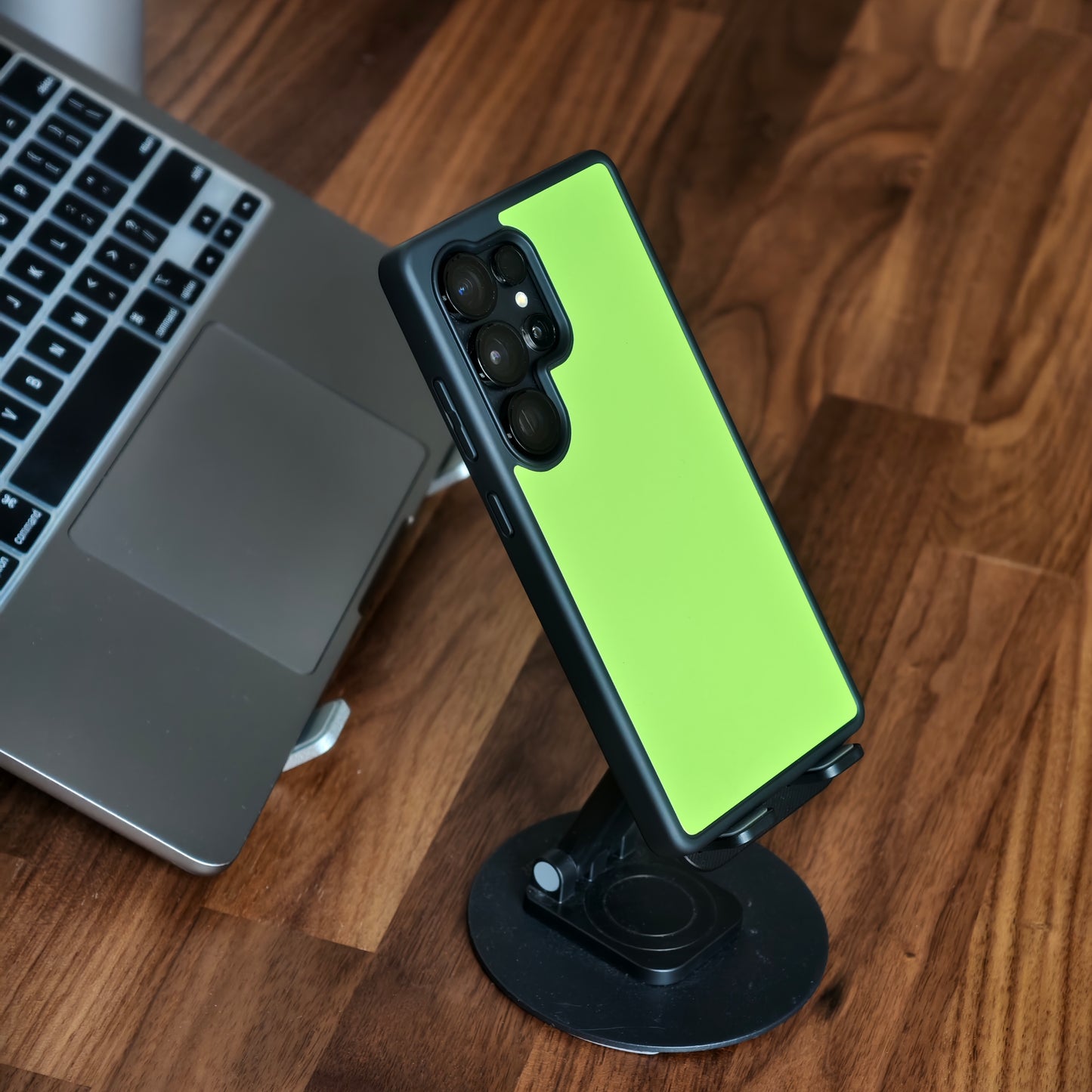 Airfilm品牌 - Defender Magsafe Case Lawn Green 螢光綠