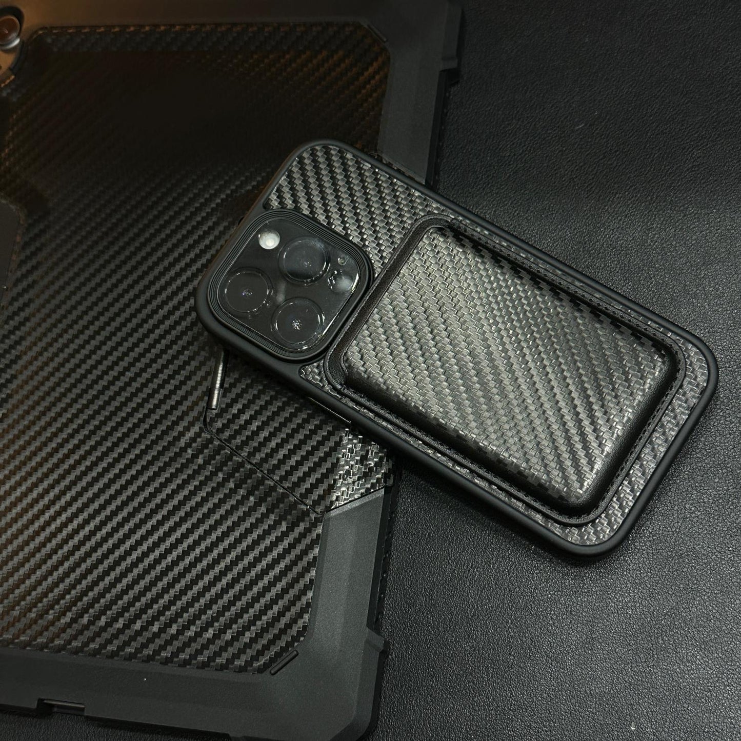 Airfilm品牌 - Carbon Fiber鍛黑碳纖 磁吸手機殻