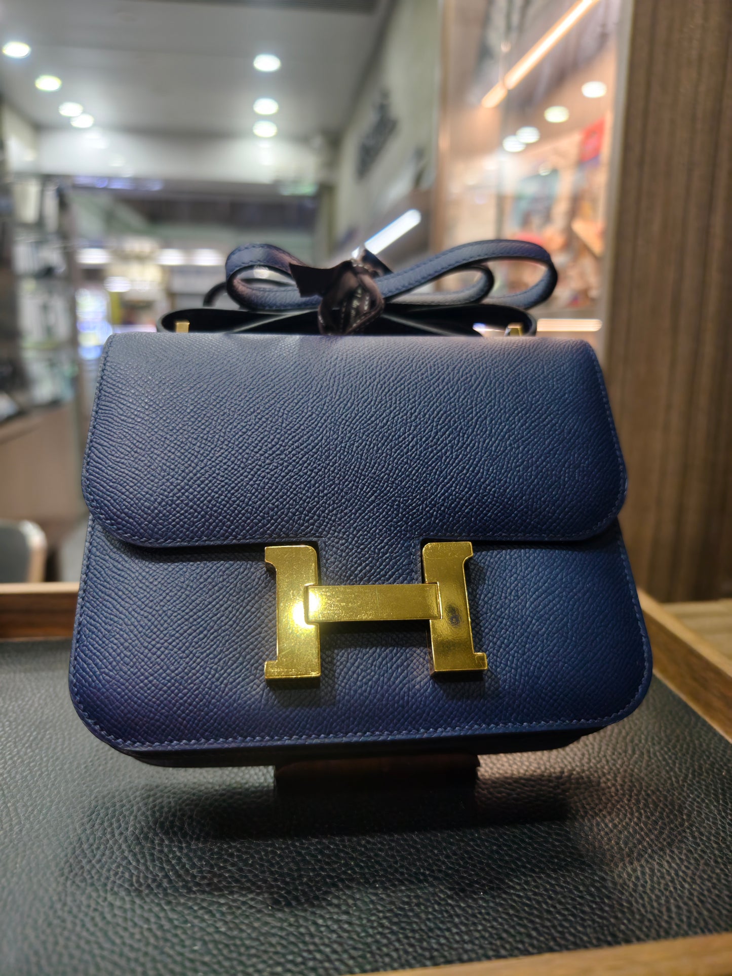 Hermès Constance 金屬扣貼膜